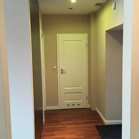 Apartament Wars Centrum *